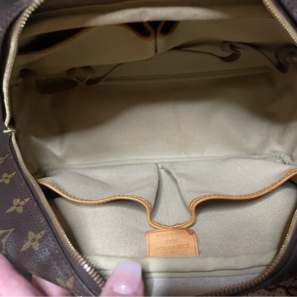 Vintage 1990’s Louis Vuitton Brown Deauville Monogram Satchel - Picture 8 of 16